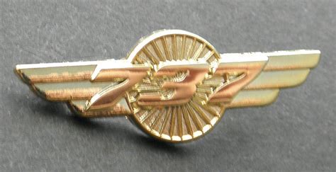 Boeing 737 Pilot Wings Gold Colored Aircraft Plane Lapel Pin Badge 15