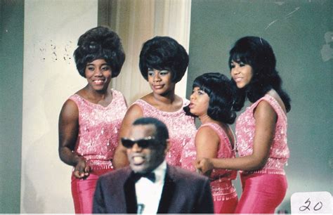 Ray Charles Video Museum Ray Charles And The Raelettes
