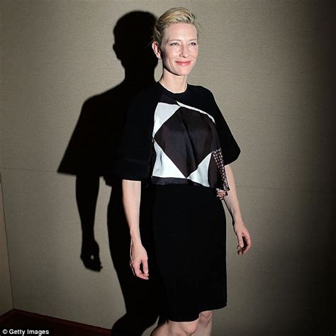 Cate Blanchett Shows Off Dewy Complexion And Daring Geometric Dress At