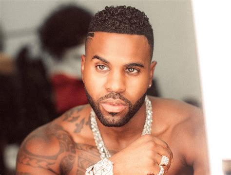 It's sad that at this level, a network can make these kind of monumental mistakes. Singer/Songwriter Jason Derulo and His Family - BHW