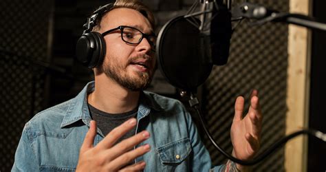 6 Tips To Ensure Youre Booking A Professional Voice Actor Voicetalks