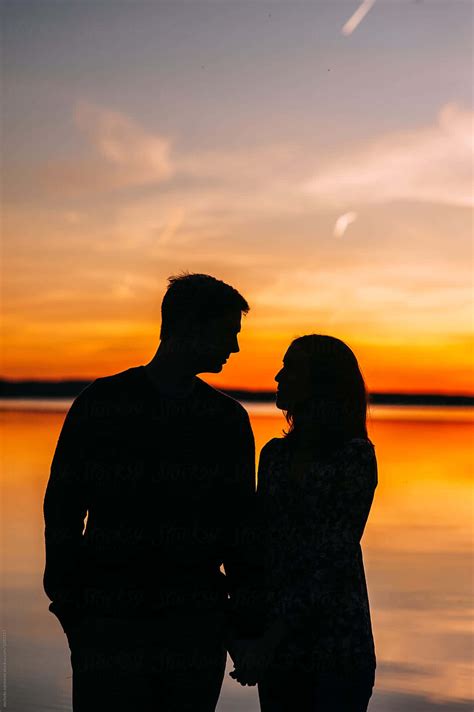 Download Sunset Couple Pictures 1200 X 1803