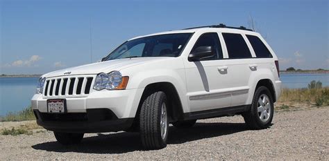 A Used Jeep Grand Cherokee Makes a Great Affordable Family ...