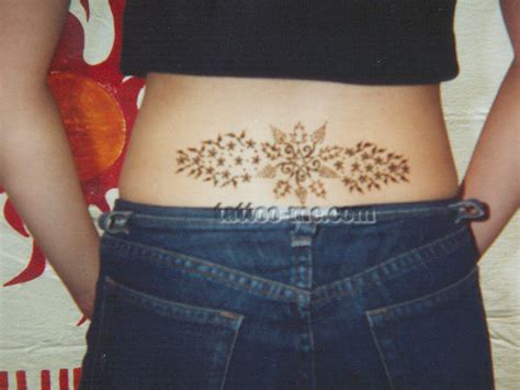 See more ideas about henna designs, henna tattoo designs, body art tattoos. Lower back henna - tattoo-me