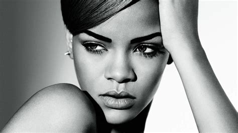 Rihanna Wallpapers 63 Images