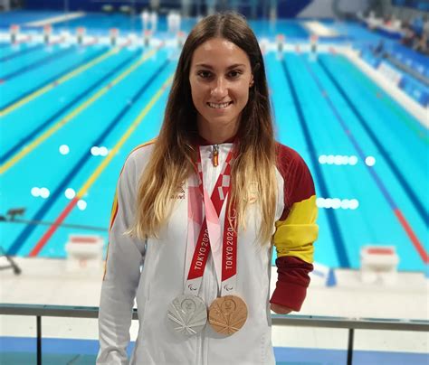 Bea Ortiz Subcampeona Olímpica De Waterpolo Y Sarai Gascón Multimedallista Paralímpica Foto