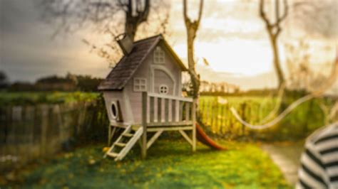 Rüyada Bahçeli Ev Görmek Ne Anlama Gelir? - Diyadinnet Rüya Tabirleri