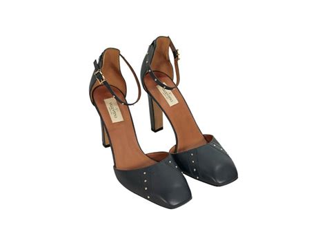 Navy Blue Valentino Leather Pumps For Sale At 1stdibs