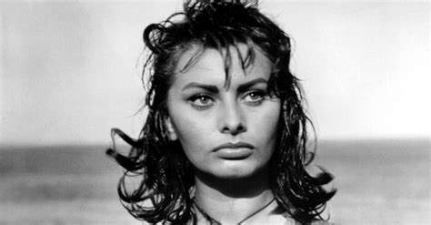 Sophia Loren Nua Em A Lenda Da Est Tua Nua Hot Sex Picture