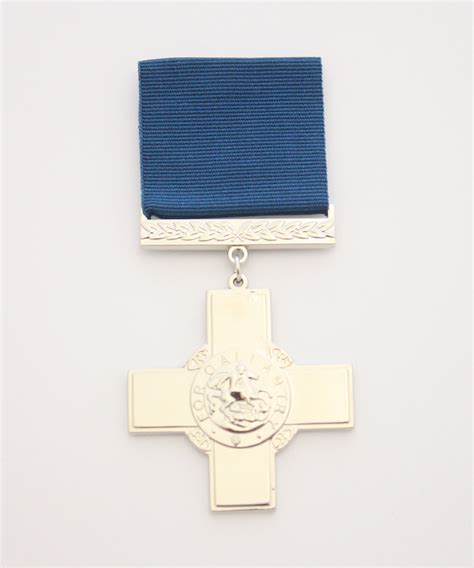 He was married to eileen dale. George Cross Full Size - Medals of Service