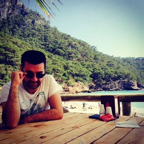 Şair onur bilge hayatı ve hakkındaki bilgilere ulaşabilirsiniz. Gülperi Dizisi Ejder (Onur Bilge) Nereli? - Okunaklı ...