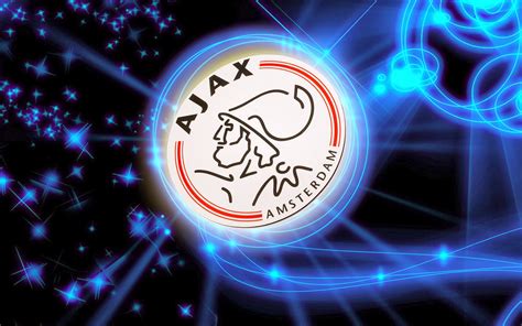 Zowel bij de bond als op clubniveau zitten er te weinig mensen met een voetbalachtergrond. 15 unieke Ajax wallpapers - Achtergronden