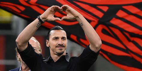 Tränen Bei Der Ac Mailand Zlatan Ibrahimovic Sagt Ciao Zdfheute