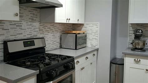 Jeffrey Court Backsplash/Behr Silver Bullet paint/home ...