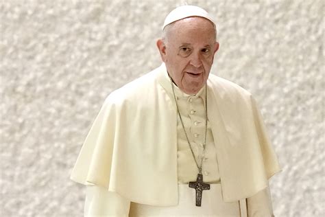 El Papa Llama A Los Obispos A Reconocer Sus Errores A La Hora De