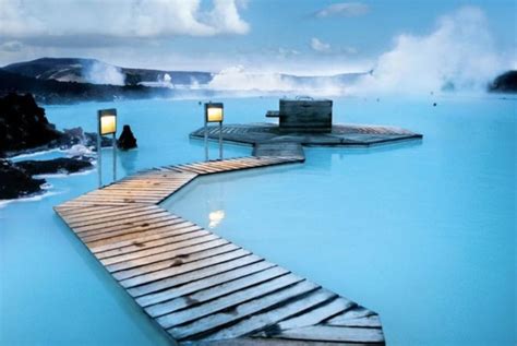 Icelands Blue Lagoon Spa Bubbles With Nutrient Rich Geothermal Runoff