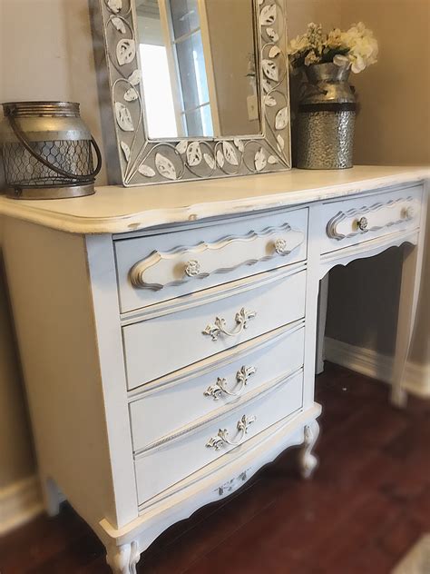 Bedroom vanities typically also feature mirrors — that's partially what sets them apart from desks! Vintage Vanity Desk Removable Mirrored Top with Chair ...