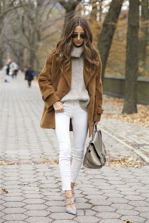 In this article we'll learn some of the most common causes of camel toes and what measure you can take to prevent from appearing. 10 Ways to Wear White Jeans All Winter Long | Glamour