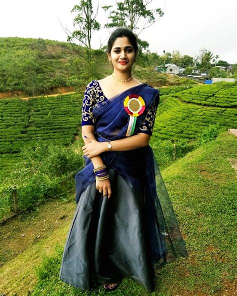 This was one of the triggers that led to ali reza's nomination for eviction. Losliya Mariyanesan (Bigg Boss) Wiki, Biography, Age ...