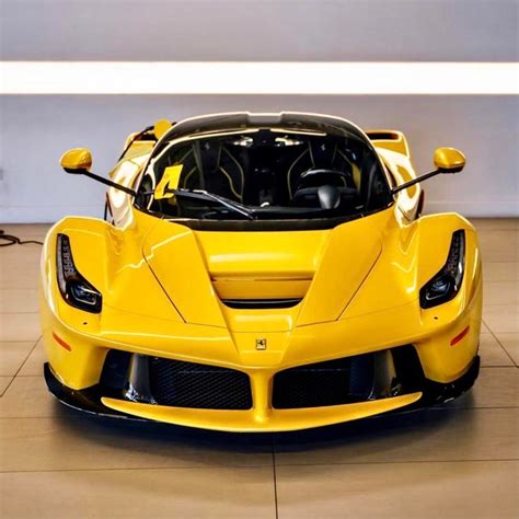 Yellow Laferrari 💛 Ferrari