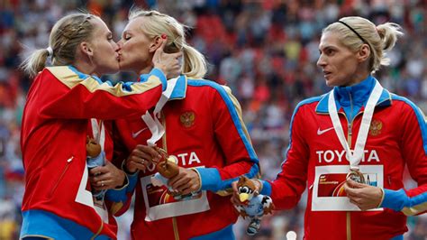 Russian Female Sprinters Say Kisses Were Not Protest Over Anti Gay Laws Fox News
