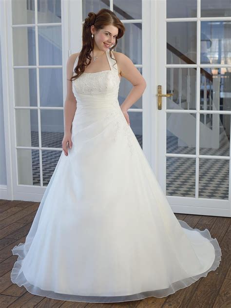 Gebrauchte brautkleider wie neu im outlet in großer auswahl von bekannten designern und marken kaufen. Brautkleid Milara S. von Lohrengel auf Ja.de