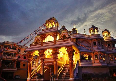 Sri Sri Radha Krishna Kanhaiyas Temple In The Evening 🌃 House Styles