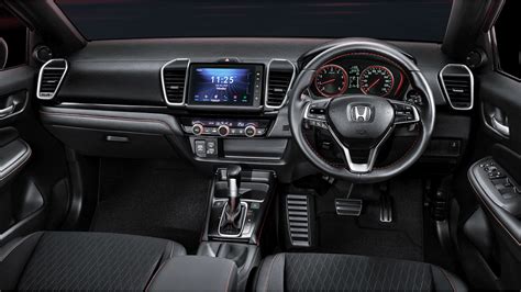 Encontrarás en su amplio espacio interior, muchos. All-new Honda City now features a turbocharged engine ...
