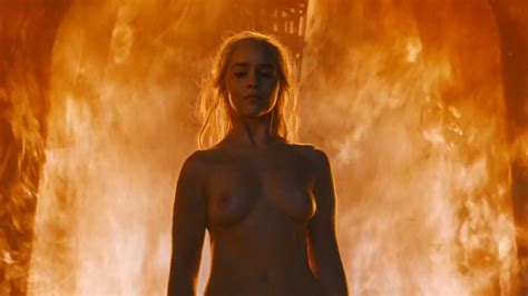 Instantfap Emilia Clarke From Game Of Thrones S06e04
