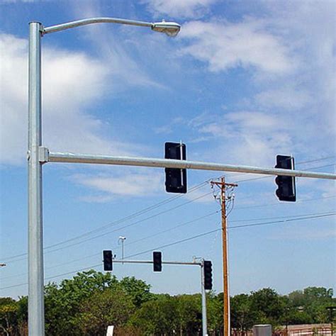 Steel White Traffic Lighting Pole For Highway Rs 4500 Piece Shri