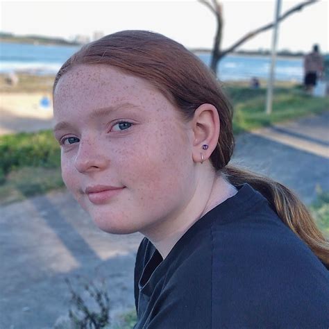 Located Missing 13 Year Old Girl Indooroopilly Riverside