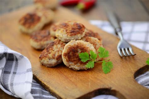 Saftige Frikadellen aus der Heißluftfritteuse