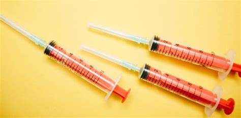 There is a vaccination schedule for people who do not work in healthcare. Deze bijwerkingen kunnen ontstaan na het corona vaccin...