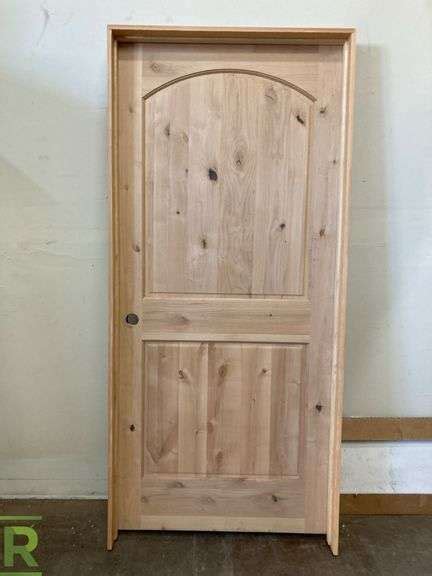 Krosswood Doors Ka0023068134rh 36 In X 80 In Rustic Knotty Alder 2 Panel Top Rail Arch