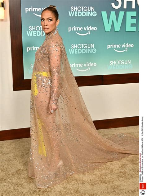 Jennifer Lopez Zachwyca W Przezroczystej Sukni Od Valentino DuŻo ZdjĘĆ