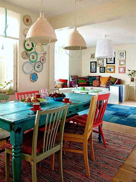 Mesa y sillas de comedor o cocina.✅¡precio mínimo garantizado! mesa y sillas recuperadas y patinadas de distintos colores ...