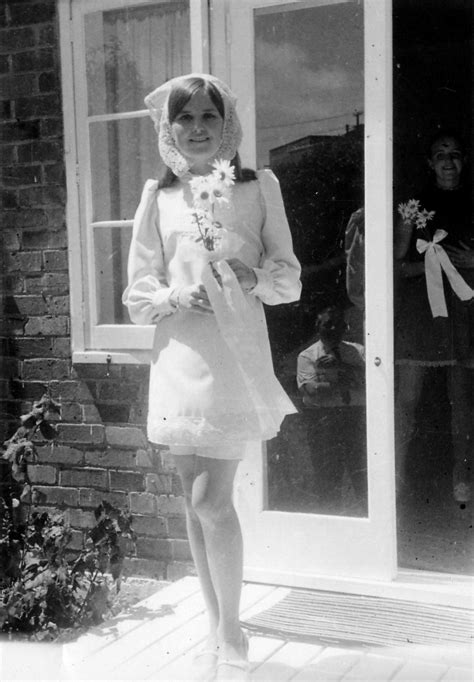 Fashions of the 1960s: Mods, Hippies, and the Youth Culture | Bellatory