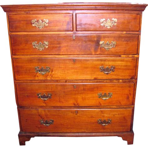 This striking chest of drawers is closely modeled after one of gustav stickley's most famous designs. Antique American Chippendale Chest Of Drawers Maple Circa ...