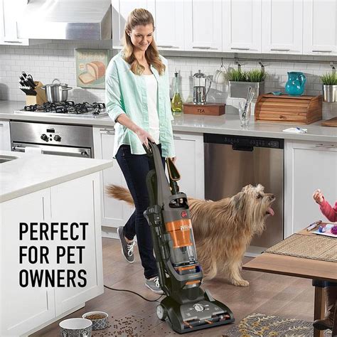 Hoover Windtunnel 2 Whole House Rewind Bagless Pet Upright