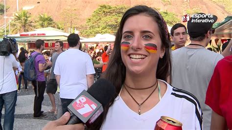 Portugal não teve problemas para vencer a hungria na estreia. Alemanha x Portugal - Festa da torcida alemã - YouTube