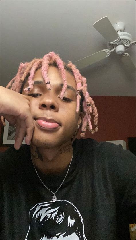 Trippie Redd Pink Aesthetic