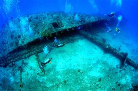 10 Shipwrecks Frozen In Time Listverse Visit Maldives British