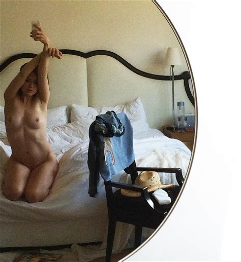 Actress Megan Boone Nude Leaked Mirror Selfies Uncensored Pics