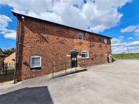 The Barn Warrington Road Little Leigh Cw8 4qy Auction Agent Land