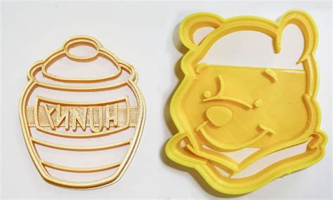 Winnie The Pooh Adventures Bear Honey Pot Set Of 2 Cookie Cutters Usa Pr1065