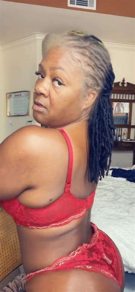 Sexy Ebony Granny Twerks Her Big Ass Thisvid