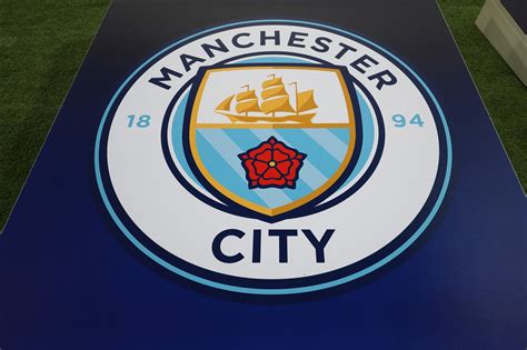 Man City Fc Badge Manchester City Unveil New Club Badge Manchester