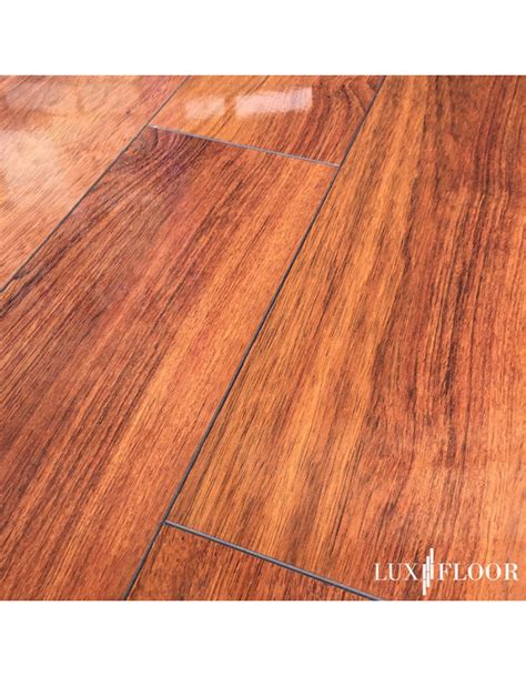 Falquon Wood D2916 Plateau Merbau Hochglanz Laminat