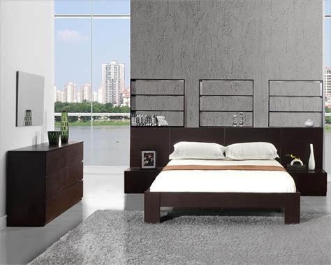 Finde in unserem vielfältigen sortiment ideen für jeden raum. Modern Wenge Finish Platform Bedroom Set Made in Italy 44B4511