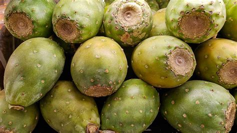 Well that fruit is a pear. A Wonderful Tour Revealing Colombian Fruits You've Never ...